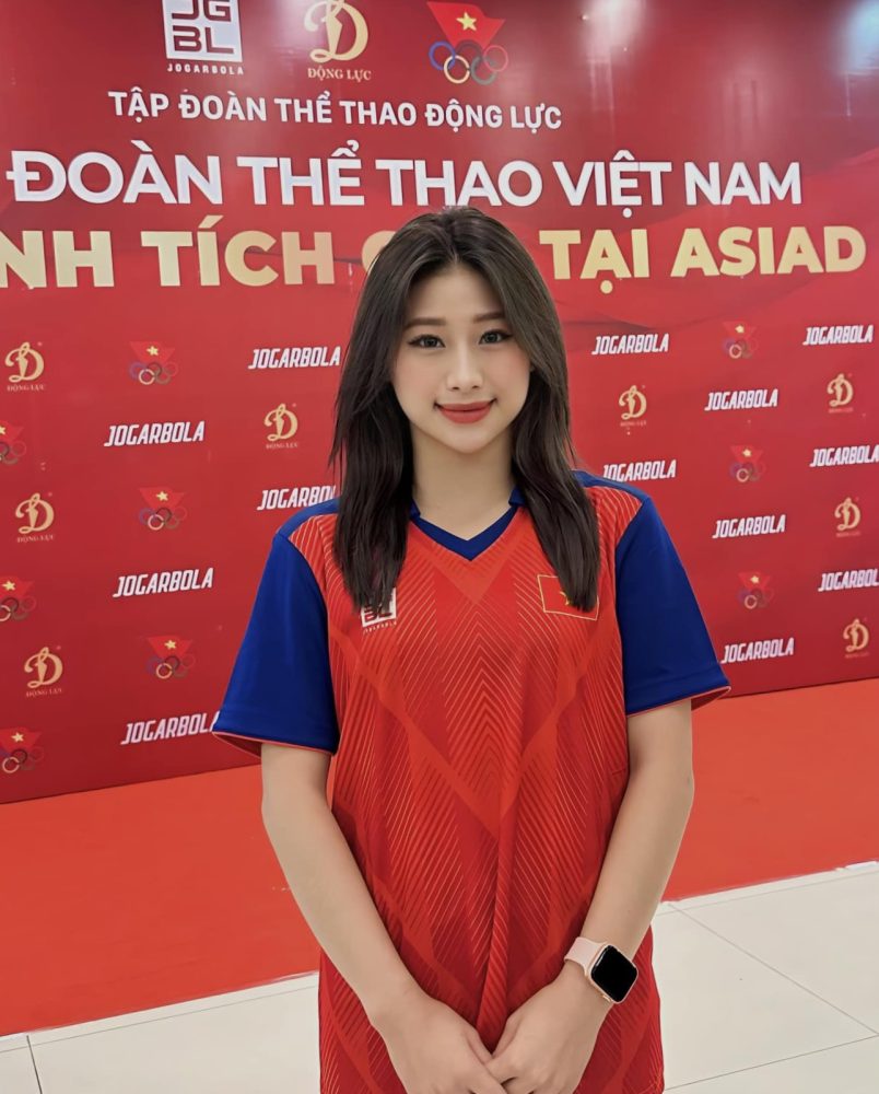 Xinh đẹp chẳng kém hot girl, nữ VĐV cũng là TikToker vạn người mê ngay từ cái nhìn đầu tiên- Ảnh 1. Xinh đẹp chẳng kém hot girl, nữ VĐV cũng là TikToker vạn người mê ngay từ cái nhìn đầu tiên- Ảnh 1.