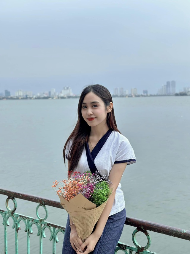 Tình cờ gặp PewPew, hot girl Lào ấn tượng mạnh, bất giác "thốt lên" - Ảnh 3.