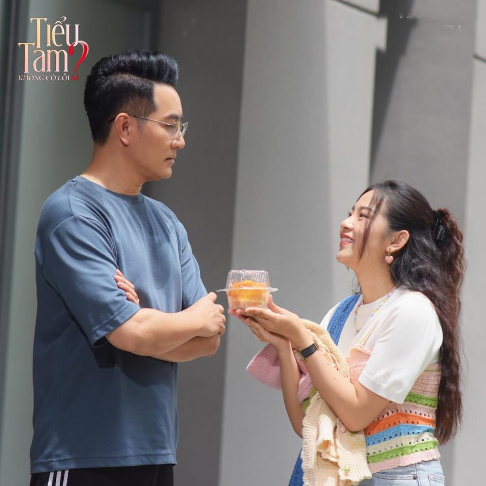 Mỹ nhân Việt bị chê tơi tả vì mặc đồ quá xấu, váy áo loè loẹt khiến netizen Mỹ nhân Việt bị chê tơi tả vì mặc đồ quá xấu, váy áo loè loẹt khiến netizen