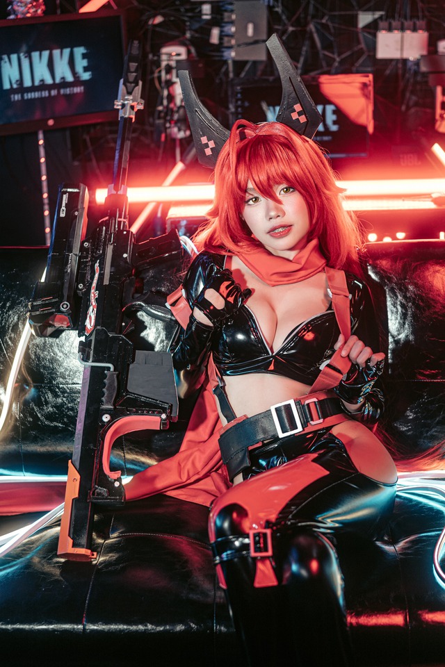 "Full" màn cosplay bóng hồng Red Hood của nữ streamer nổi tiếng, chuẩn HD đến từng chi tiết! - Ảnh 3.