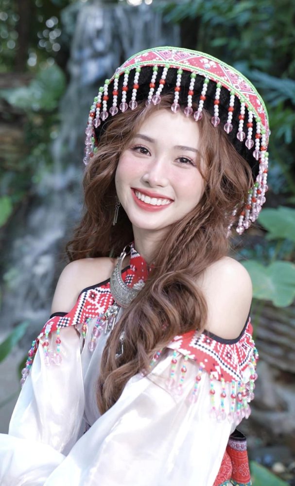 Danh tính gái xinh "vượt mặt" nữ dancer gợi cảm, có màn tình tứ ngọt ngào với "Người miền núi chất"- Ảnh 4.