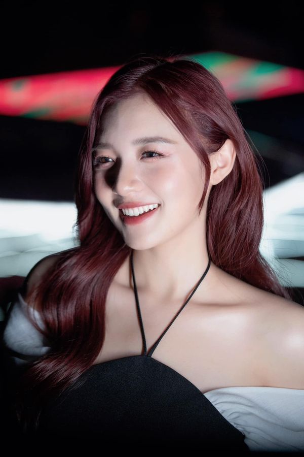 Nữ MC Phương Thảo khoe ảnh cực xinh khiến game thủ "trầm trồ" khen ngợi 410 3