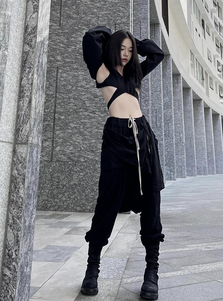 412-1 Linh Ngọc Đàm với phong cách thời trang cực chất chiếm trọn trái tim của cộng đồng mạng 412 1