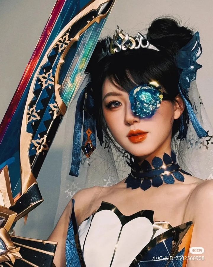 Một diễn viên nổi tiếng bất ngờ cosplay thành tướng Tốc Chiến, nhan sắc nhìn thôi cũng thấy "mê mẩn" 4124082896911062597777549121476380478728395n 17036495351212115351337