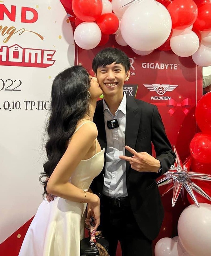 416-2 Phản ứng không ngờ của Mai Dora khi Văn Tùng công khai trạng thái hẹn hò trên Facebook 416 2