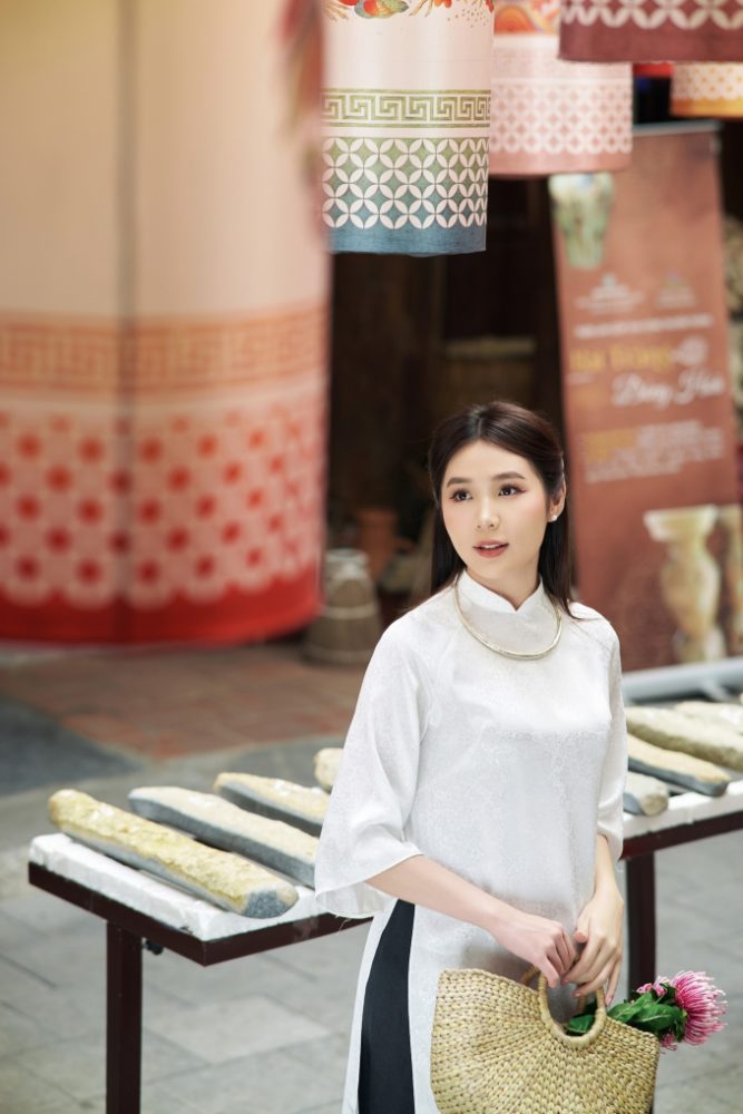 Hai "ả tố nga" cùng khoe nhan sắc, gái xinh thật biết cách khiến fan nam đau đầu - Ảnh 9. Hai "ả tố nga" cùng khoe nhan sắc, gái xinh thật biết cách khiến fan nam đau đầu - Ảnh 9.