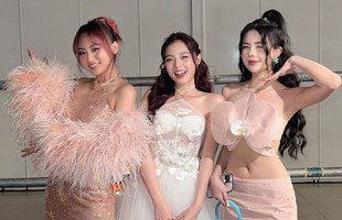 Ba tượng đài nhan sắc làng game "đụng độ" trong một khung hình, tình chị em Esports mãi "keo" 28 Ba tượng đài nhan sắc làng game "đụng độ" trong một khung hình, tình chị em Esports mãi "keo" 4233132787472948574619359108808440795529663n 17064043644911965176301 1706425010156 17064250104601176506081 114 0 432 508 crop 17064250598281140374580jpg