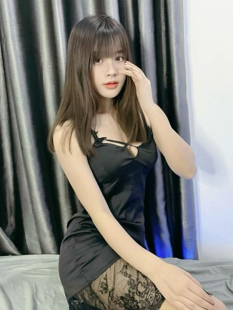 54-1 Lyly Sury đăng ảnh xinh như thiên thần, vẻ đẹp hút hồn game thủ Liên Quân Mobile 54 1