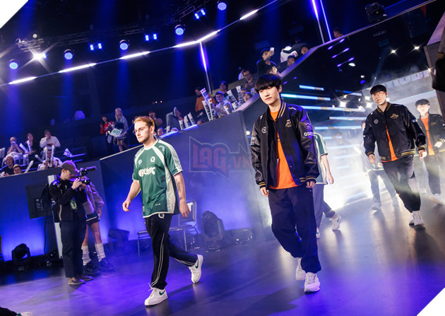 CKTG 2024: HLE Peanut Bat Ngo Truoc Bai La, Khang Dinh Se No Luc Hon 3 CKTG 2024: HLE Peanut Bất Ngờ Trước Bài Lạ, Khẳng Định Sẽ Nỗ Lực Hơn 3