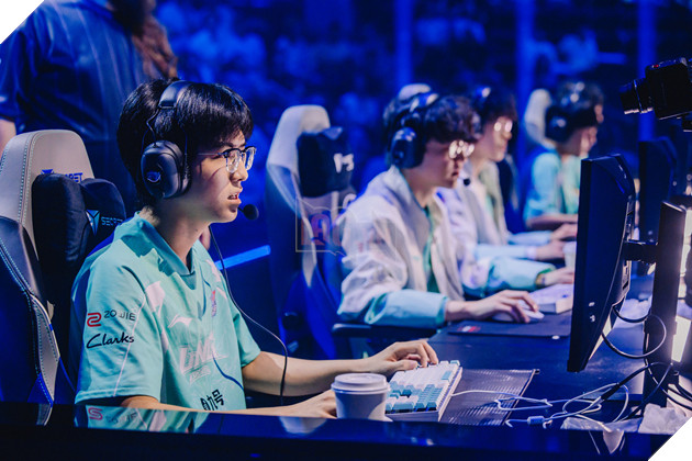 CKTG 2024: Kỳ Lân Tô Châu LNG Thất Bại Trước Weibo Gaming, Kết Thúc Hành Trình Của Scot 3