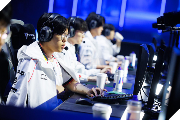 CKTG 2024: Dinh Cao LMHT Esports, T1 Chinh Thuc Vo Dich Hai Lan Lien Tiep, BLG Guc Nga 4 CKTG 2024: Đỉnh Cao LMHT Esports, T1 Chính Thức Vô Địch Hai Lần Liên Tiếp, BLG Gục Ngã 4