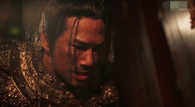 Phim 18+ Nữ Hoàng Ayodhaya: Quốc bảo nhan sắc có bầu lần 2 gây sốc nặng- Ảnh 3. Phim 18+ Nữ Hoàng Ayodhaya: Quốc bảo nhan sắc có bầu lần 2 gây sốc nặng- Ảnh 3.