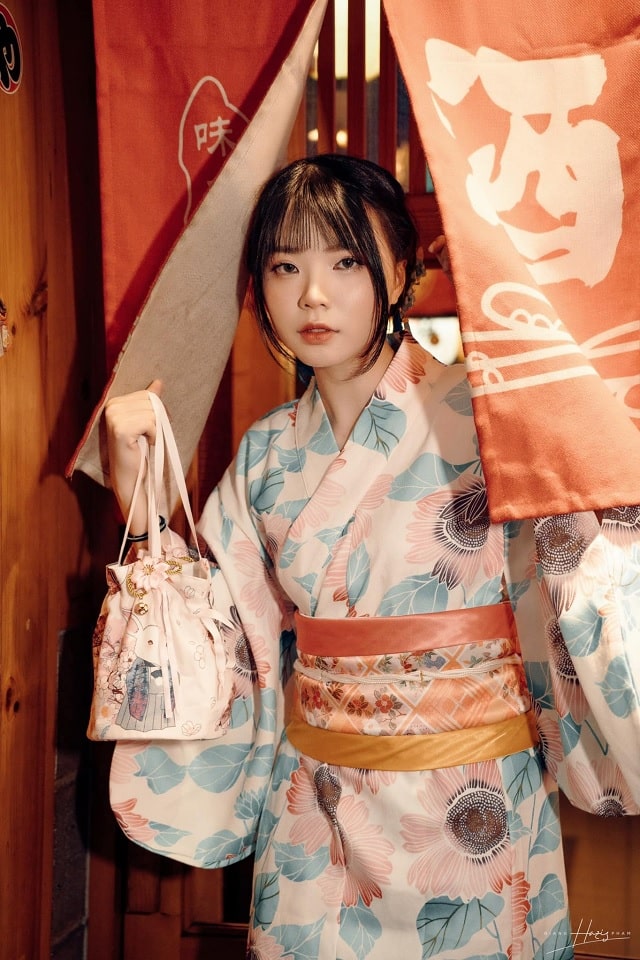 6-4 Ngắm nhìn bộ ảnh cosplay cực kỳ xinh đẹp, sexy của nữ hot girl Remind 6 4