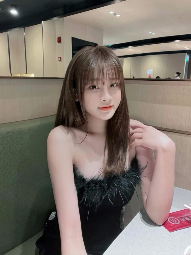 61-1 Lyly Sury đăng ảnh xinh như thiên thần, vẻ đẹp hút hồn game thủ Liên Quân Mobile 61 1