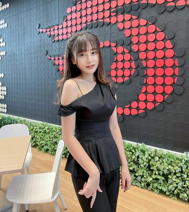 Lyly Sury đăng ảnh khoe mái tóc màu "ngói" khiến người hâm mộ phải đứng hình vì quá xinh đẹp 7 13