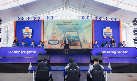 Trải nghiệm làm HLV Esports của cặp song sinh Huy Gà và Hiếu Mèo tại Awesome Academy - Ảnh 2. Trải nghiệm làm HLV Esports của cặp song sinh Huy Gà và Hiếu Mèo tại Awesome Academy - Ảnh 2.