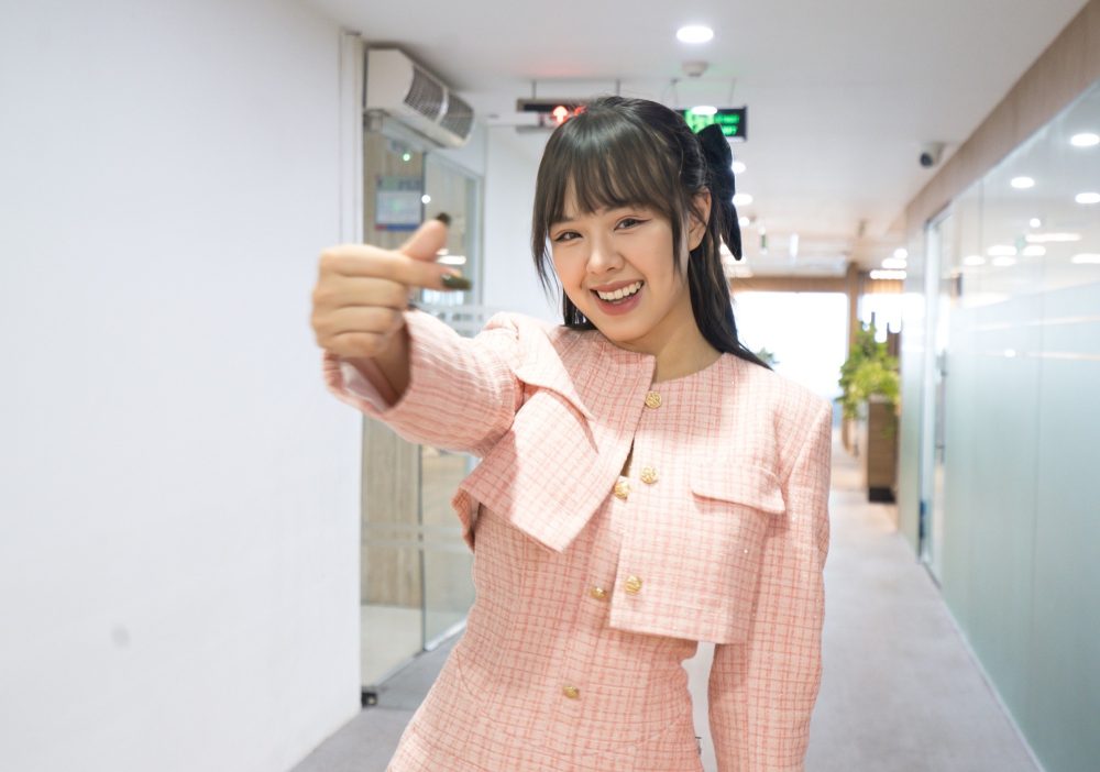 Độc quyền: MC Thảo Trang bật mí mối tình 'xuyên biên giới', hé lộ Bomman là 'ông tơ' - Ảnh 6. Độc quyền: MC Thảo Trang bật mí mối tình 'xuyên biên giới', hé lộ Bomman là 'ông tơ' - Ảnh 6.