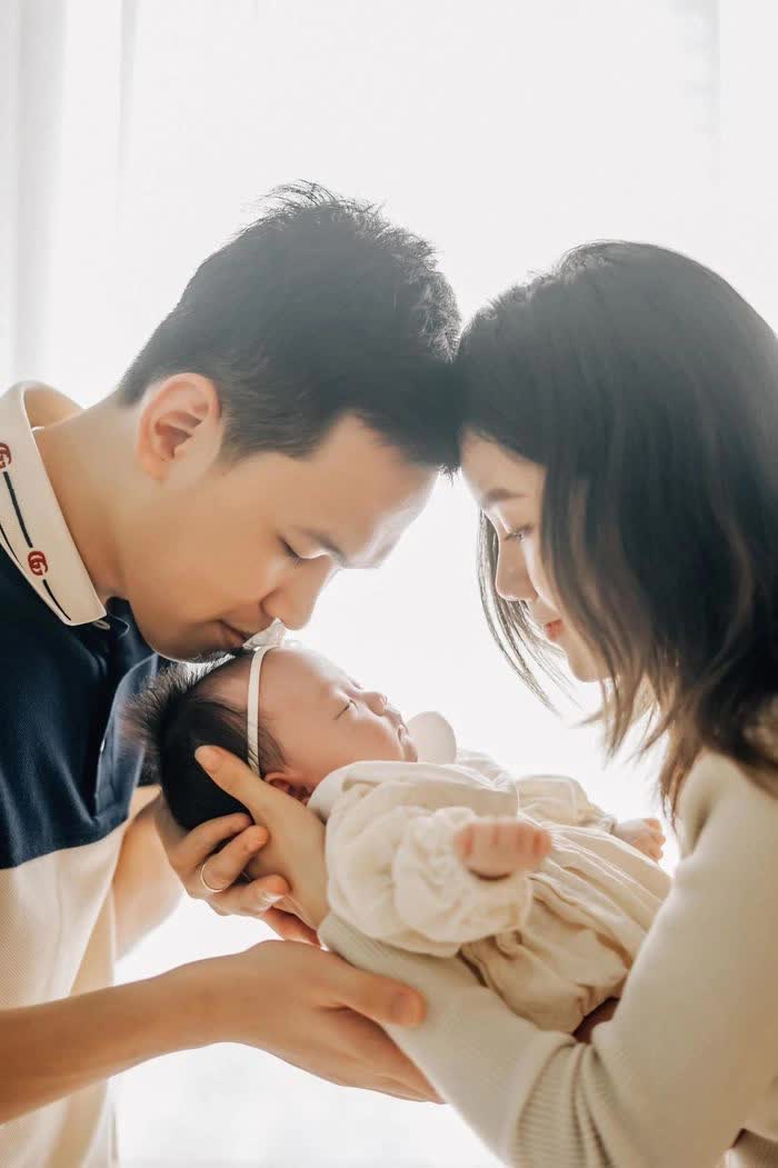 Những chuyện tình càng yêu lâu càng bền chặt của dàn tuyển thủ, streamer nổi tiếng - Ảnh 6. Những chuyện tình càng yêu lâu càng bền chặt của dàn tuyển thủ, streamer nổi tiếng - Ảnh 6.