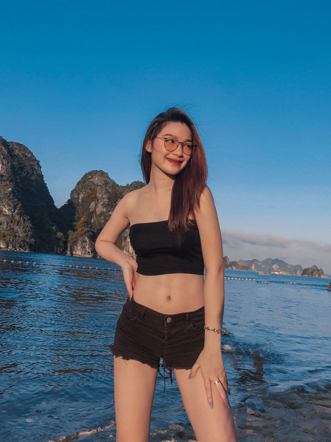 Nữ chính ngôn tình của màn cầu hôn bằng 200 flycam nổi nhất Mỹ Đình được xác định, nhan sắc ra sao? - Ảnh 4. Nữ chính ngôn tình của màn cầu hôn bằng 200 flycam nổi nhất Mỹ Đình được xác định, nhan sắc ra sao? - Ảnh 4.