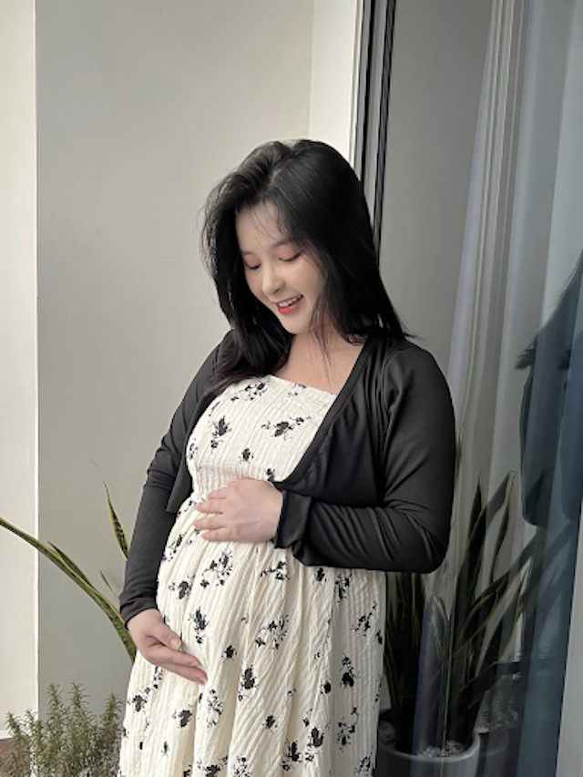 a33-2 Streamer Thảo Nari khoe nhan sắc ngọt ngào trong thai kỳ, hội chị em thi nhau "xin vía" a33 2