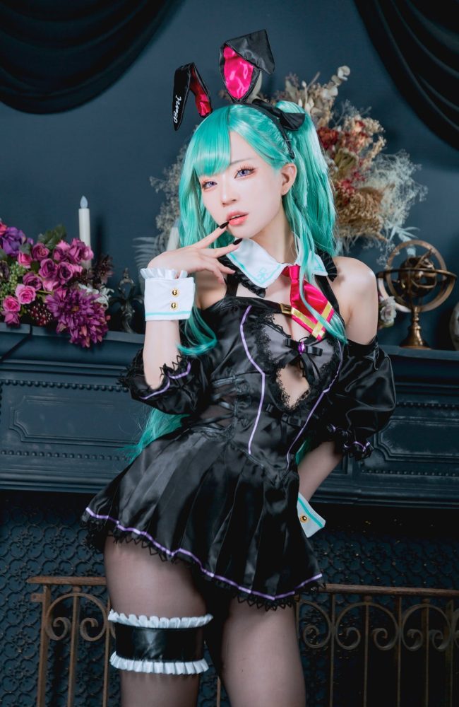 Ngắm nhìn bộ ảnh cosplay cực kỳ sexy, quyến rũ của cô nàng Ema Kurosaka a64