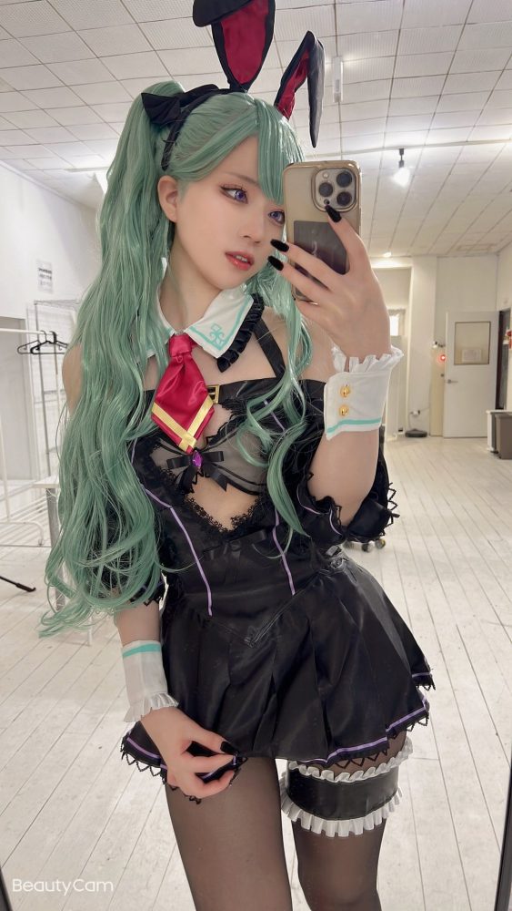Ngắm nhìn bộ ảnh cosplay cực kỳ sexy, quyến rũ của cô nàng Ema Kurosaka a74