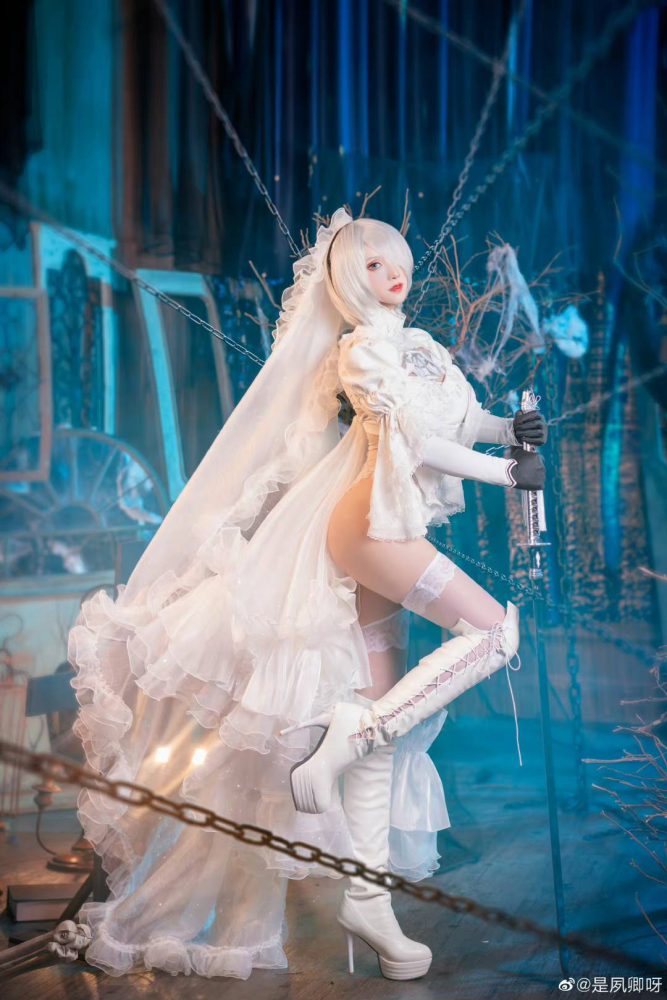 Ngắm nhìn bộ ảnh cosplay cực kỳ "nóng bỏng" của cô nàng Suqing a81 1