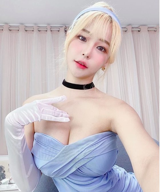 Tỏ tình thích chiếc răng cửa của nữ streamer, fan nam quay xe, tố nữ idol làm tổn thương, đòi “bồi thường” 30 triệu đồng - Ảnh 2.