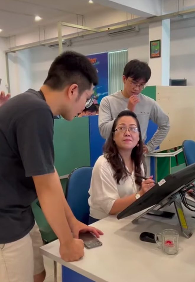 anh-chup-man-hinh-2022-06-28-luc-082304-16563811829031580615734 Cư dân mạng chia sẻ "rần rần" video cận cảnh xưởng phim hoạt hình Oggy tại Việt Nam anh chup man hinh 2022 06 28 luc 082304 16563811829031580615734