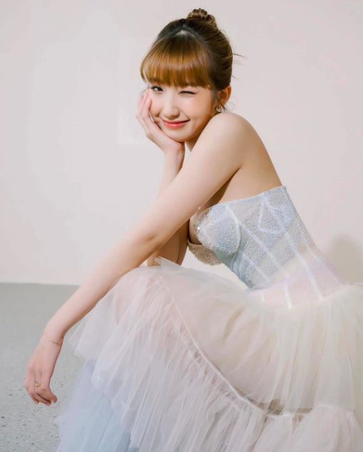 Vừa kết hôn với 'thiếu gia Cao Lãnh', hot TikToker Khánh Huyền đã đăng đàn 'ấm ức' anh chup man hinh 2022 12 28 luc 060148 1672182138992319558919 1672199167667 1672199167733210389