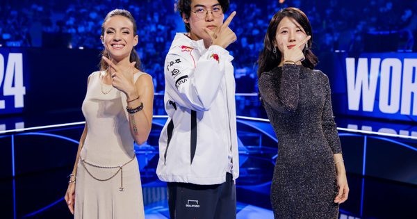 Giữa trận đấu căng thẳng của Gen.G - T1, một bóng hồng "chiếm sóng" với "đường cong đỉnh nóc" avatar1730449513088 1730449513613148792475 25 0 588 900 crop 1730449544392289637559png