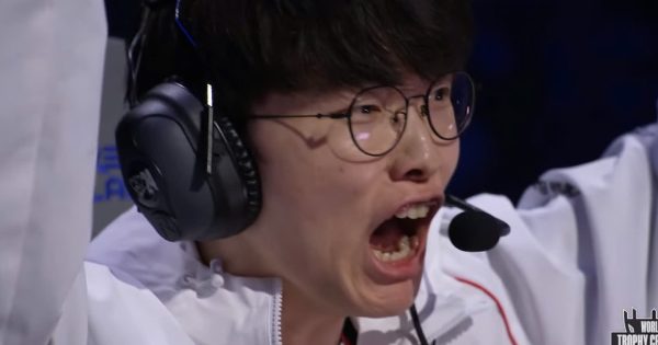 Đây chính là 2 pha xử lý "thần sầu" nhất của Faker, chiếm trọn mọi spotlight với thành tích lịch sử LMHT avatar1730606697114 1730606697496880363359 1 0 376 600 crop 17306067184402072580696png