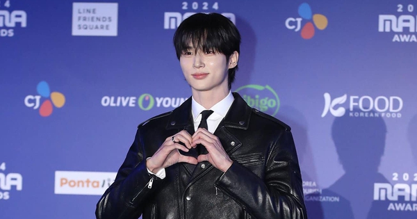 Bức ảnh mỹ nam toả sáng trên sân khấu MAMA 2024 chứng minh “phim vận vào đời” là có thật avatar1732323275035 17323232755361234639578 0 0 682 1304 crop 1732323309779822826479jpg