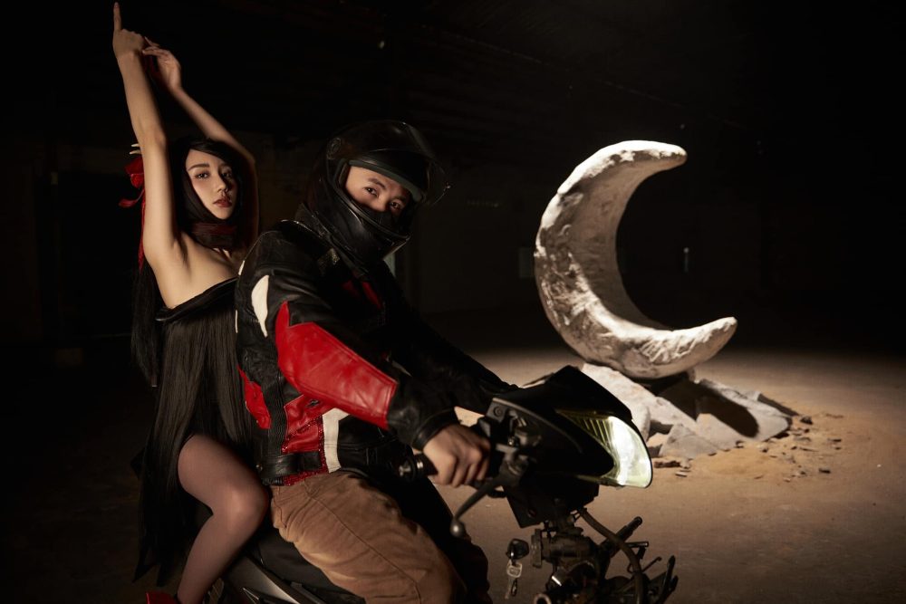 b31 Mina Young với mặt đẹp như nàng thơ, vóc dáng gợi cảm muôn phần trong MV Cung Trăng vừa ra mắt b31