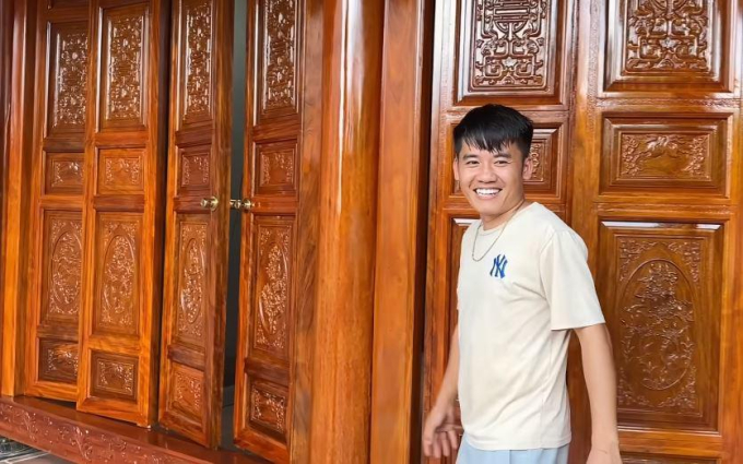 Ngụp lặn trong nhiều drama, Bà Tân Vlog khoe thành quả "khủng" sau 5 năm YouTube - Ảnh 4. Ngụp lặn trong nhiều drama, Bà Tân Vlog khoe thành quả "khủng" sau 5 năm YouTube - Ảnh 4.