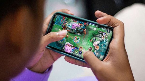 Game di động vẫn cho thấy tăng trưởng đầy hứa hẹn trong năm 2024 bao cao game adjust 1 1710824269 83jpg