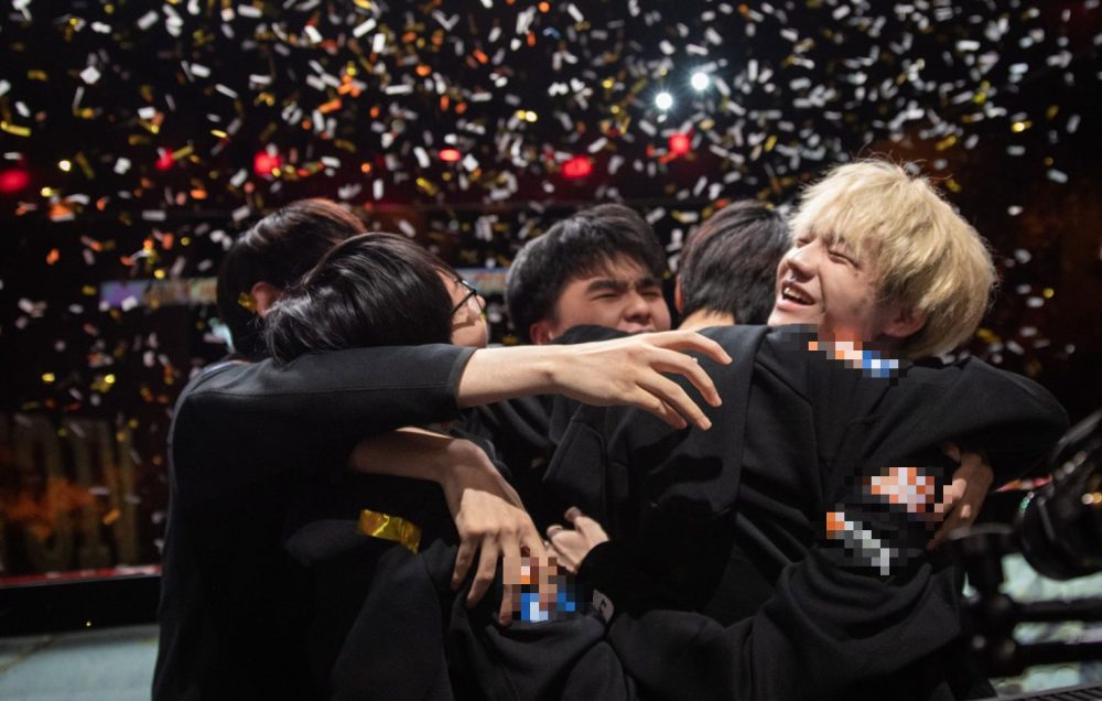 base64-1730948178321872342073-1730968313943-1730968314167351185214 "Thảm họa" tiếp tục giáng xuống LPL, cựu vương CKTG cũng chuẩn bị "bay màu" base64 1730948178321872342073 1730968313943 1730968314167351185214