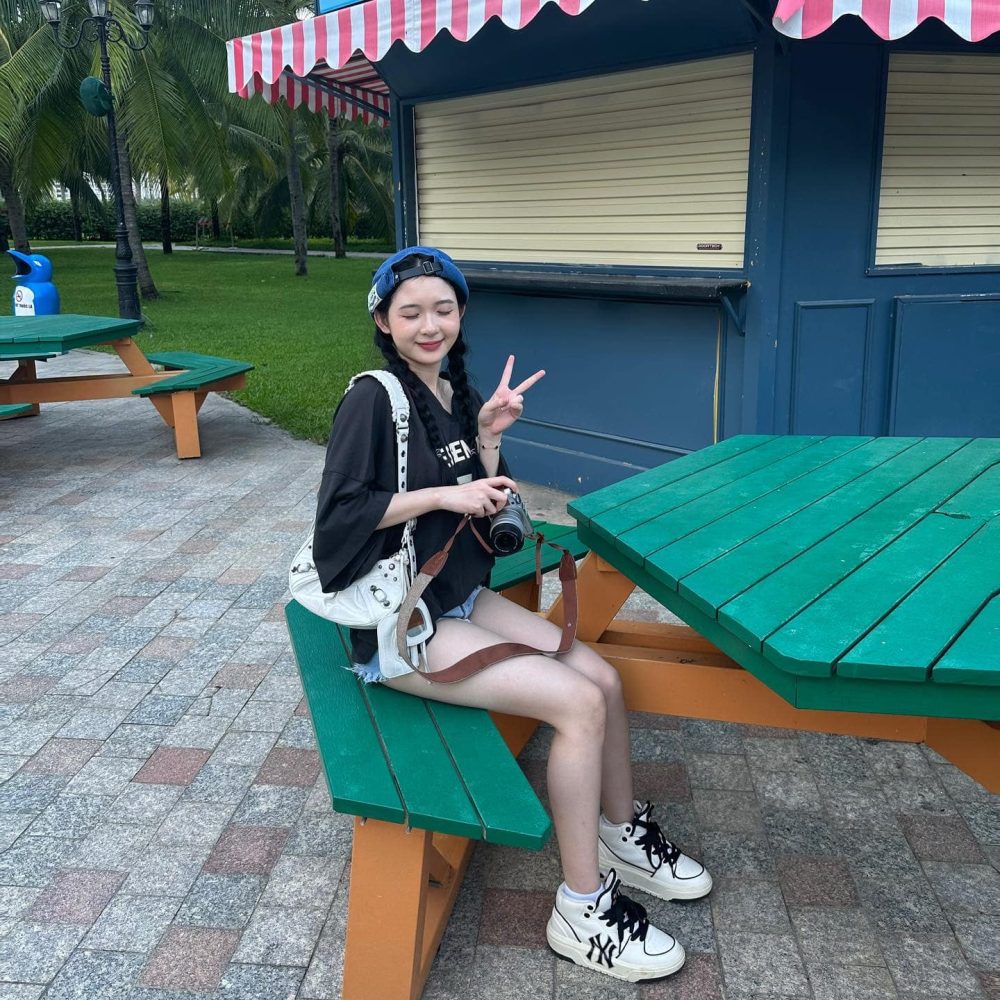 Kim Chung Phan xinh đẹp, dễ thương nhận được nhiều lời khen từ cư dân mạng c21 3