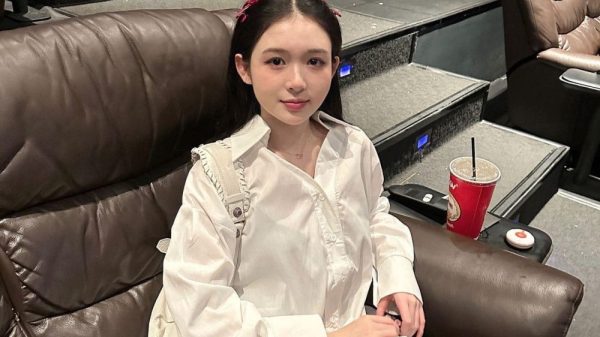 Kim Chung Phan hoá nàng thơ xinh đẹp khiến cộng đồng mạng "rạo rực trong lòng" 26 Kim Chung Phan hoá nàng thơ xinh đẹp khiến cộng đồng mạng "rạo rực trong lòng" d1jpg