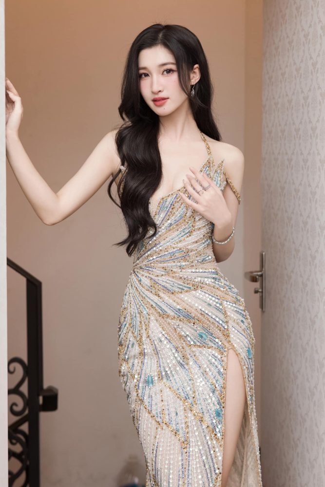 d23-1 Á hậu Phương Nhi xinh đẹp cùng thần thái sang chảnh chiếm trọn trái tim fan hâm mộ d23 1