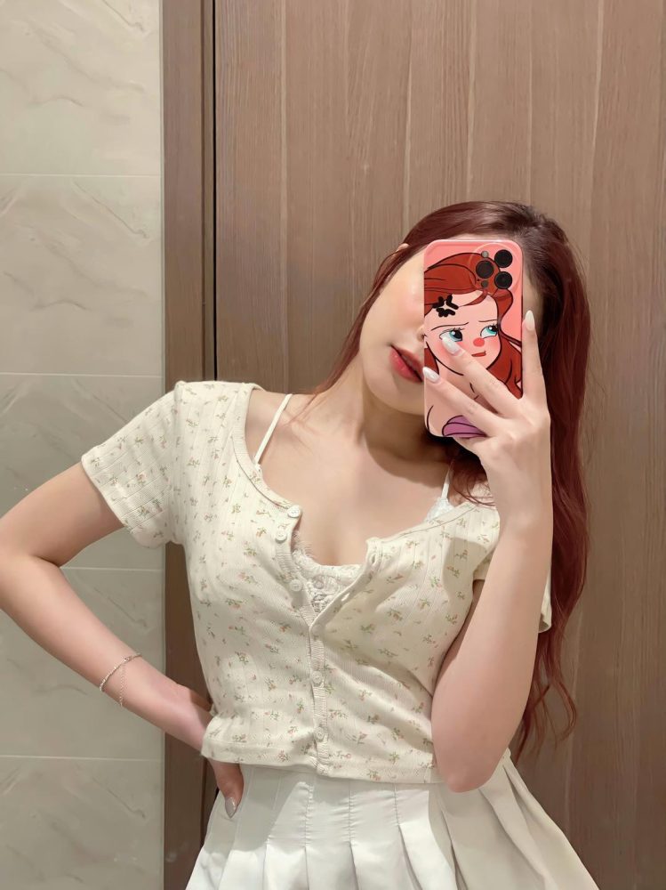 MC Phương Thảo xinh đẹp cùng thần thái sang chảnh chiếm trọn trái tim cộng đồng mạng d42 2