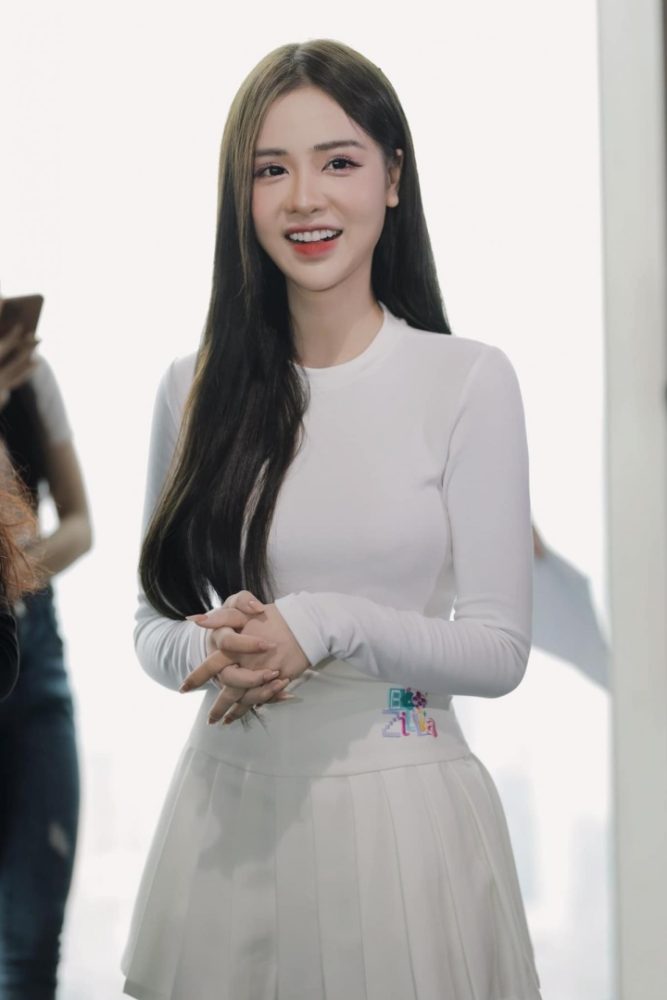 Hot girl 'Nóng cùng World Cup' Cao Trang tiết lộ bí quyết kiếm 150 triệu/tháng - Ảnh 5.