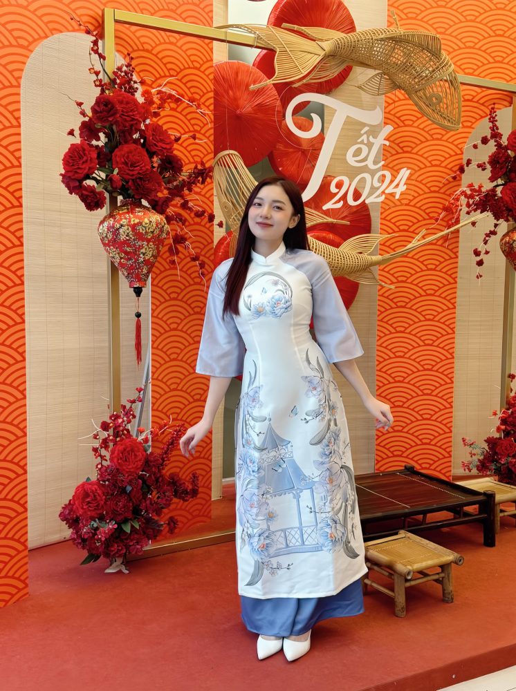 d52 MC Phương Thảo xinh đẹp cùng nụ cười toả nắng chiếm trọn trái tim game thủ Việt d52