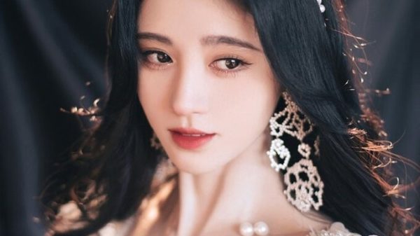 Cùng ngắm nhìn nhan sắc thuở mới vào nghề của "mỹ nữ 4000 năm có một" Cúc Tịnh Y 29 Cùng ngắm nhìn nhan sắc thuở mới vào nghề của "mỹ nữ 4000 năm có một" Cúc Tịnh Y e1 ba a3nh 4 jpg 1