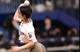 Cô gái hot nhất sân đấu, chỉ một hành động khiến cả khán đài "nín lặng" 27 Cô gái hot nhất sân đấu, chỉ một hành động khiến cả khán đài "nín lặng" edit 1710748443 124010352 17111660284741051595097 136 0 776 1024 crop 1711166134753307295774jpeg