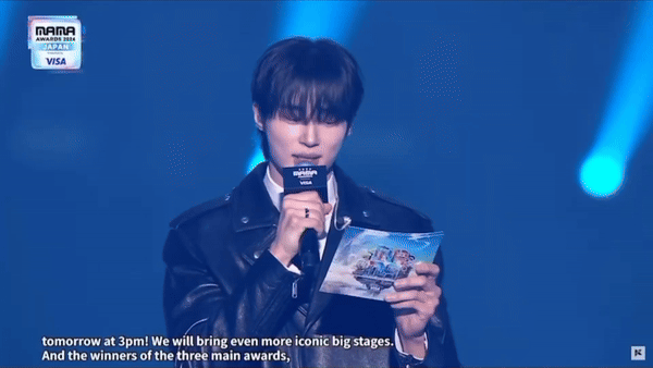Bức ảnh mỹ nam toả sáng trên sân khấu MAMA 2024 chứng minh “phim vận vào đời” là có thật- Ảnh 5. Bức ảnh mỹ nam toả sáng trên sân khấu MAMA 2024 chứng minh “phim vận vào đời” là có thật- Ảnh 5.