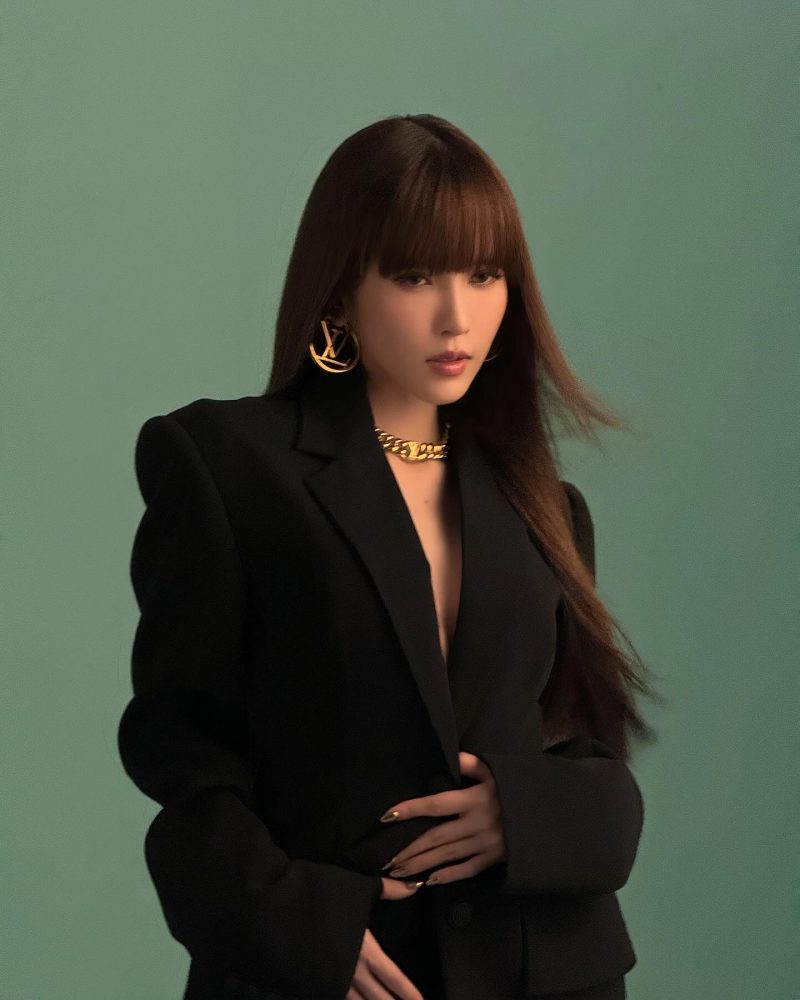 Thiều Bảo Trâm với phong cách thời trang cá tính khiến fan hâm mộ phải "trầm trồ" f1