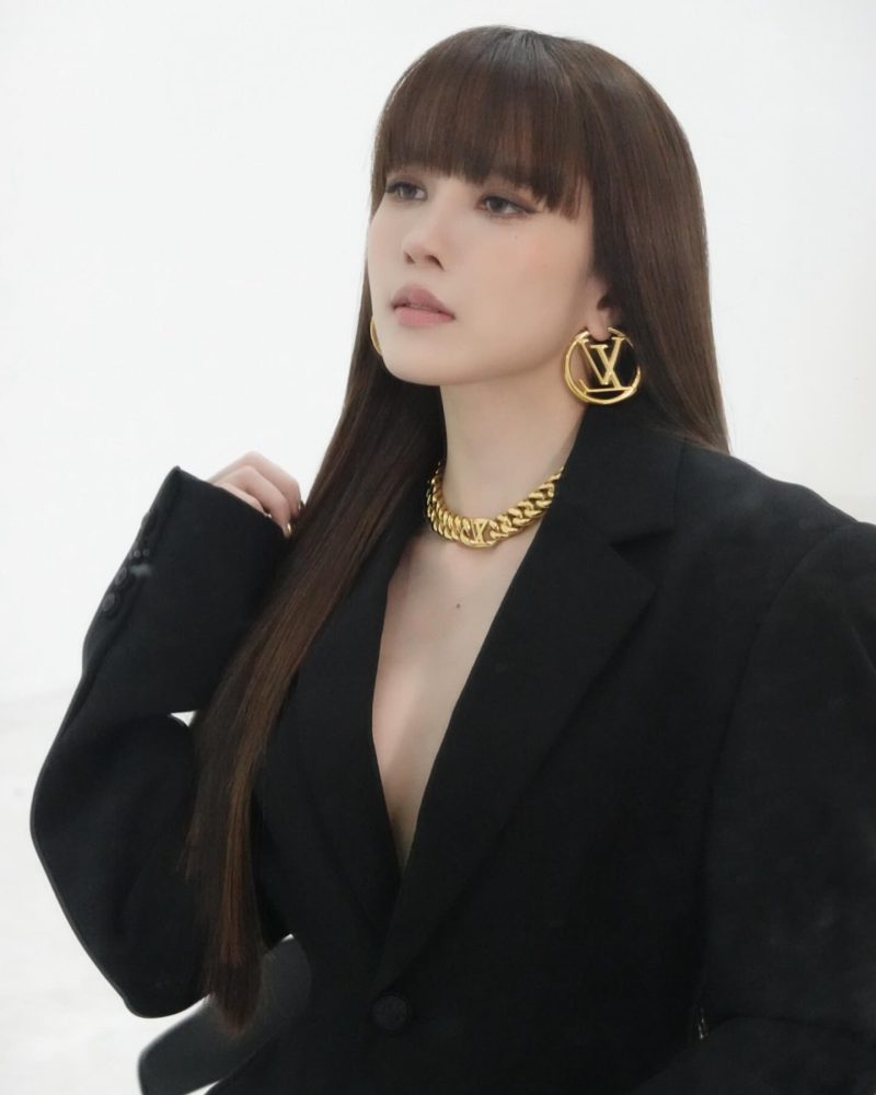 Thiều Bảo Trâm với phong cách thời trang cá tính khiến fan hâm mộ phải "trầm trồ" f2