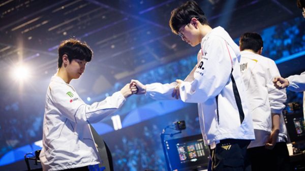 LMHT: Faker tin rằng Chovy “một ngày nào đó chắc chắn có thể vô địch CKTG” fake vs chovy cktg 2024 thumbjpg