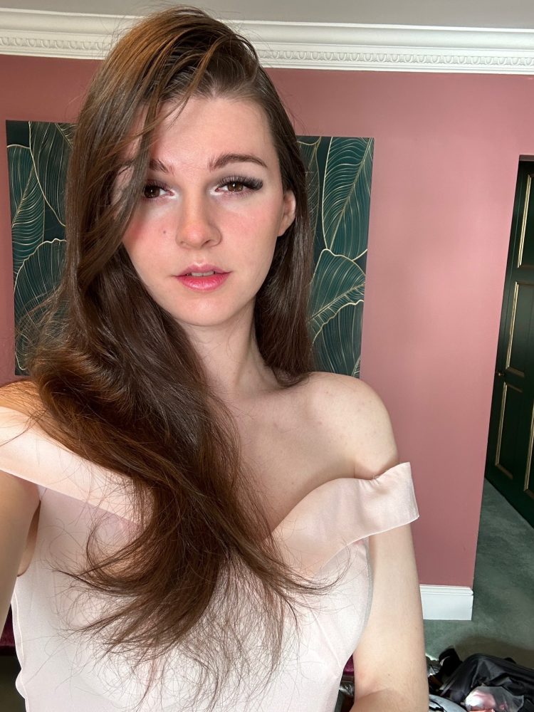 Đang phát sóng thì bị 'ban', streamer nổi tiếng khiến fan hồi tưởng kỷ niệm 'ngượng chín mặt' một năm trước - Ảnh 3. Đang phát sóng thì bị 'ban', streamer nổi tiếng khiến fan hồi tưởng kỷ niệm 'ngượng chín mặt' một năm trước - Ảnh 3.